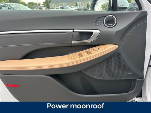 New 2026 Hyundai Sonata Limited FWD image 13