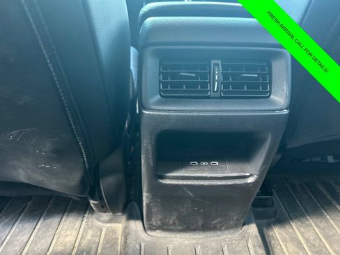Used 2025 Honda CR-V EX-L image 17