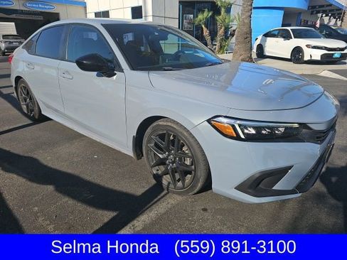 Used 2022 Honda Civic Sport image 4