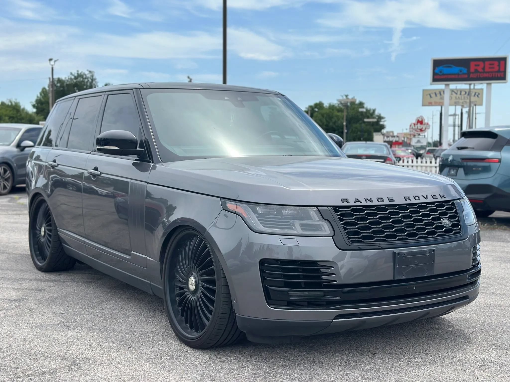 Used 2018 Land Rover Range Rover HSE AWD/4WD image 4
