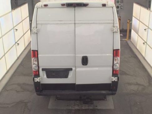 Used 2022 RAM ProMaster 2500 FWD image 6