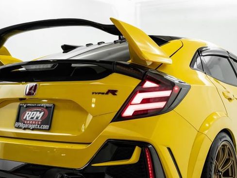 Used 2021 Honda Civic Type R Limited image 13