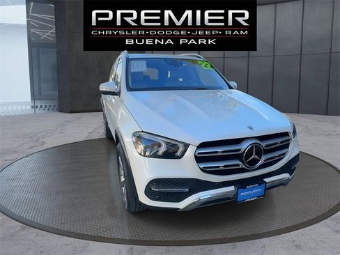 Used 2022 Mercedes-Benz GLE 450 4MATIC image 2