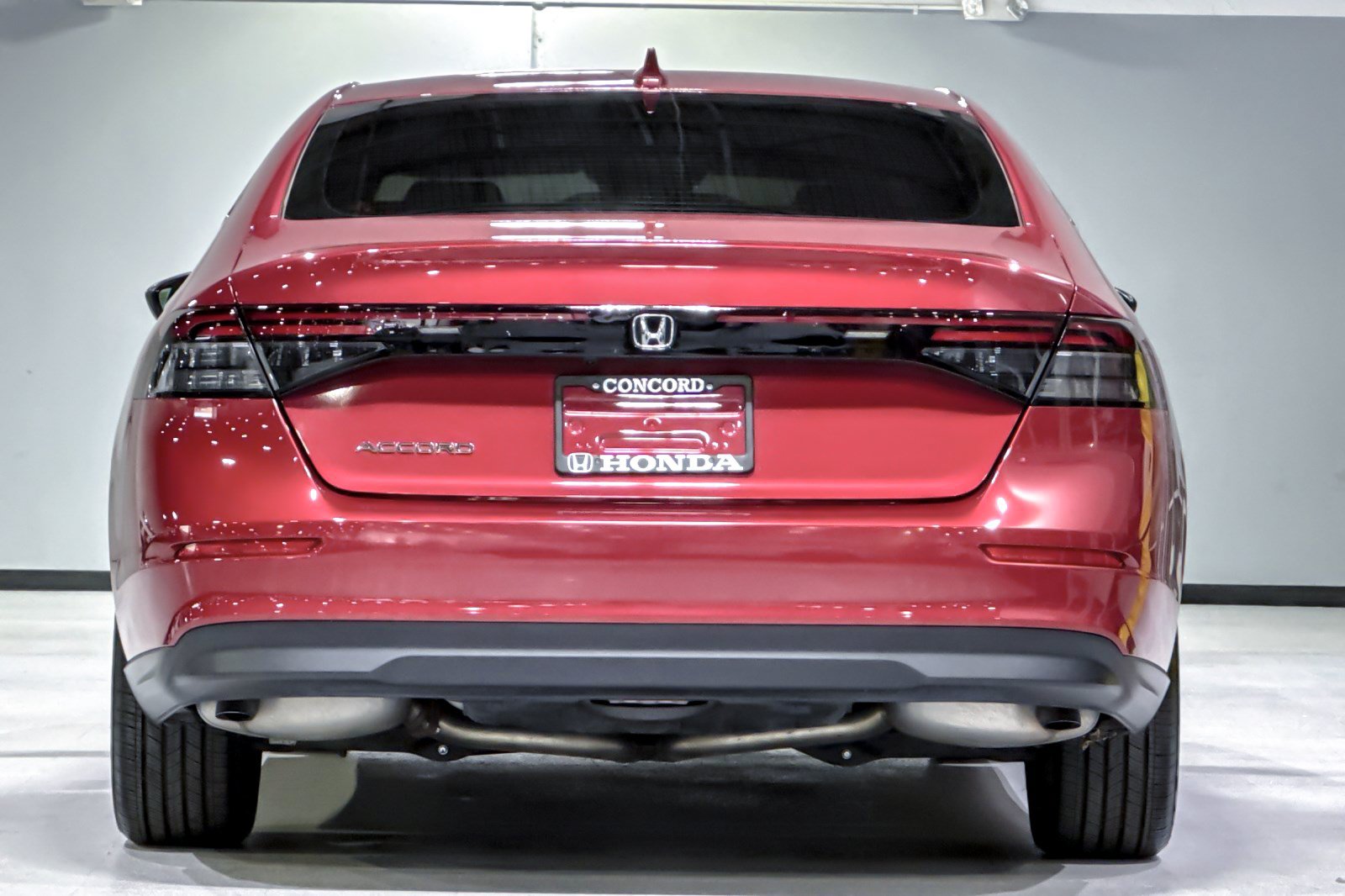 Used 2024 Honda Accord EX image 10
