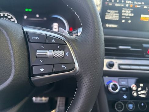 Used 2025 Genesis G70 2.5T w/ Sport Prestige Package image 15