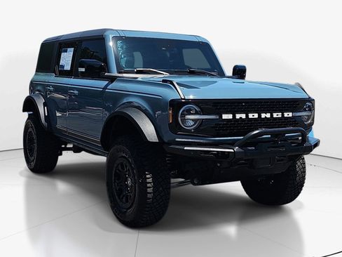 Used 2021 Ford Bronco First Edition AWD/4WD image 2