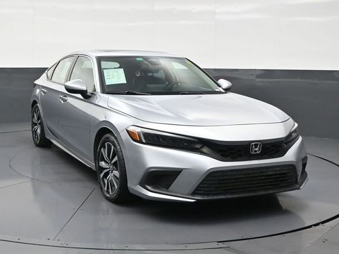 Used 2022 Honda Civic EX-L image 7