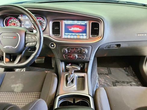 Used 2021 Dodge Charger Scat Pack w/ Dynamics Package RWD image 26
