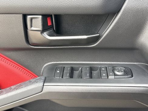 Used 2025 Toyota Tacoma TRD Pro image 19