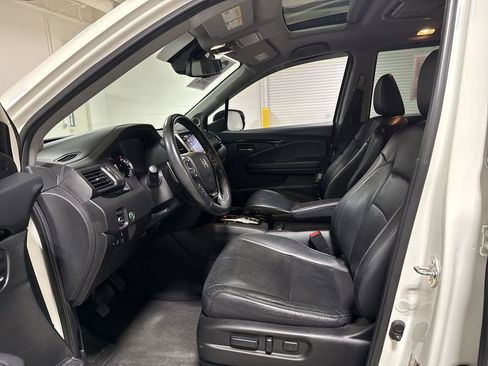 Used 2017 Honda Pilot Elite image 21