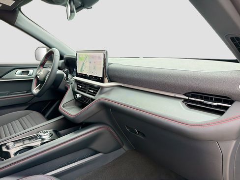 New 2026 Ford Explorer ST-Line w/ Premium Package RWD image 39