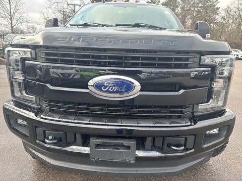 Used 2019 Ford F250 Lariat image 38