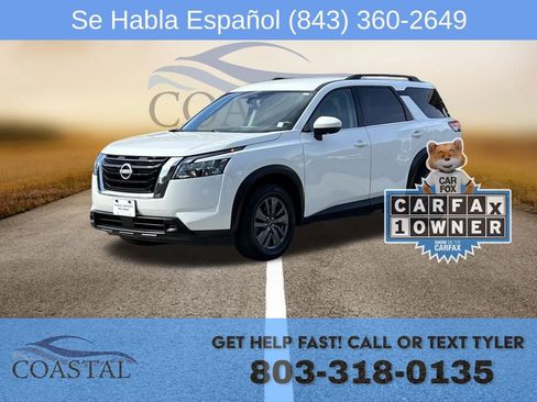 Used 2024 Nissan Pathfinder SV image 1