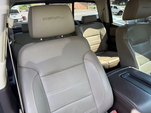 Used 2015 GMC Sierra 1500 Denali image 50