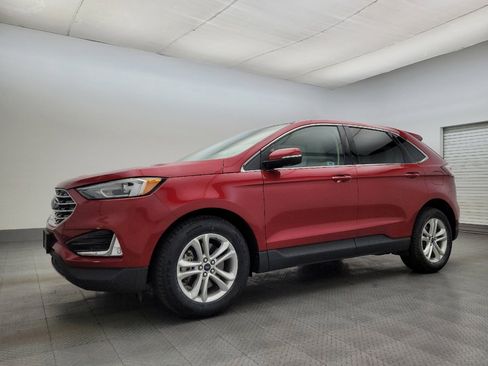 Used 2020 Ford Edge SEL w/ Convenience Package image 2