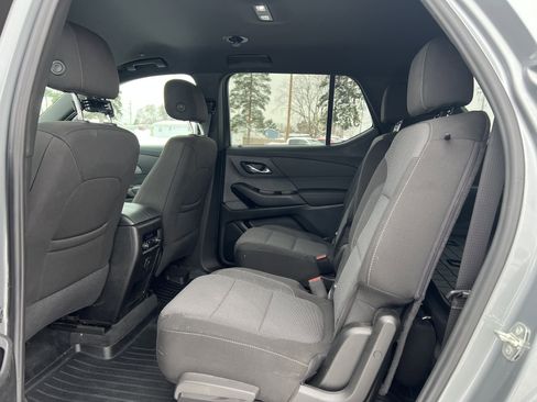 Certified 2023 Chevrolet Traverse LT image 13
