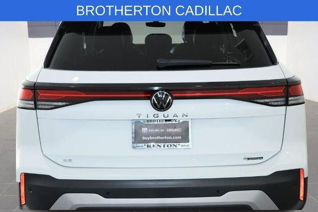 Used 2026 Volkswagen Tiguan SE AWD/4WD image 15