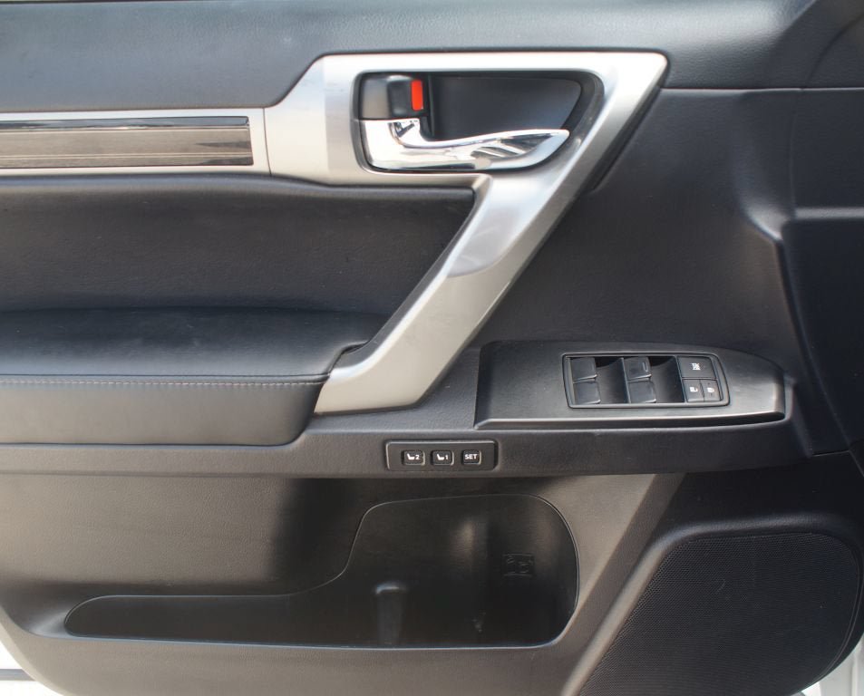 Used 2023 Lexus GX 460 Premium w/ Premium Package AWD/4WD image 29