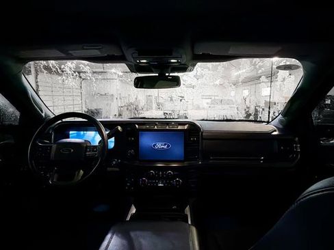 Used 2024 Ford F250 Lariat w/ Lariat Ultimate Package AWD/4WD image 10