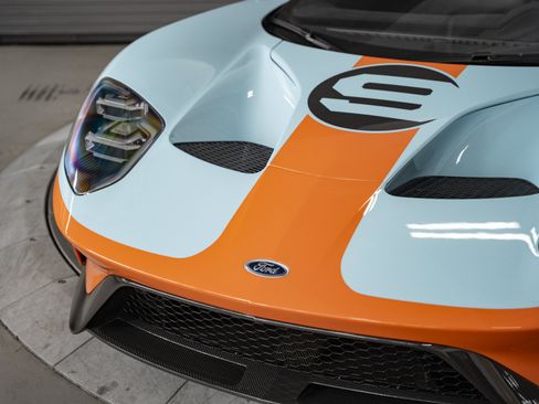 Used 2019 Ford GT RWD image 24