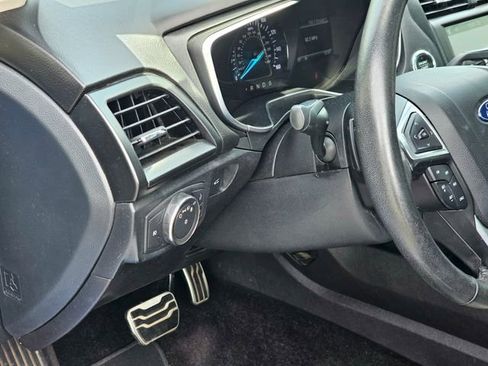 Used 2017 Ford Fusion Titanium FWD image 15
