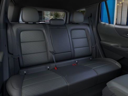 New 2026 Chevrolet Equinox LT w/ Convenience Package II image 17
