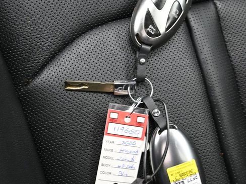 Used 2025 Hyundai Sonata Limited image 34