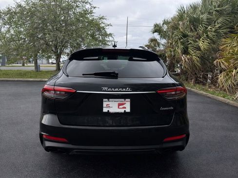 Used 2023 Maserati Levante Modena AWD/4WD image 5