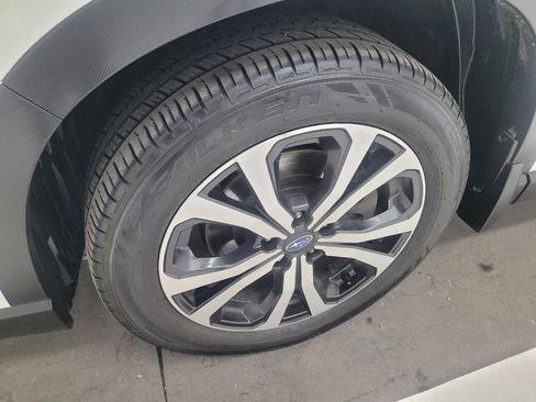 Used 2020 Subaru Forester Limited image 31