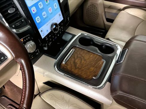 Used 2018 RAM 1500 Laramie Longhorn w/ Longhorn Southfork Package AWD/4WD image 16