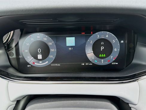 New 2026 Land Rover Range Rover Evoque S AWD/4WD image 40