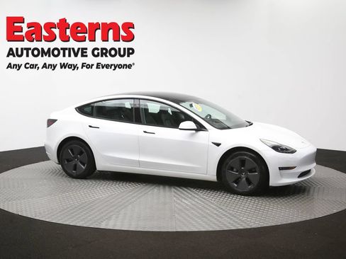Used 2023 Tesla Model 3 Standard Range RWD image 42