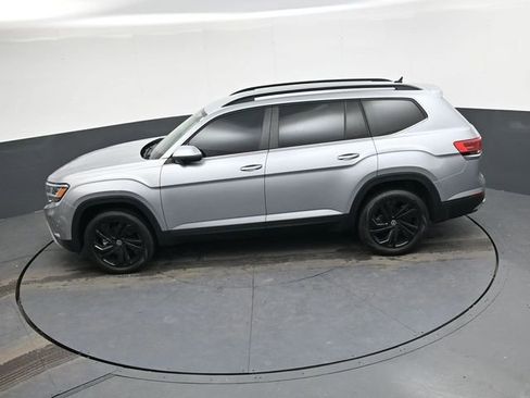 Used 2022 Volkswagen Atlas SE w/ Black Wheel Package image 24