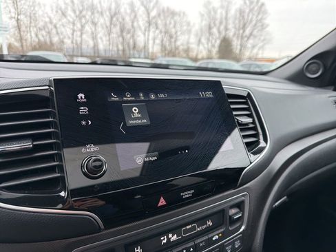 Certified 2024 Honda Passport TrailSport image 34