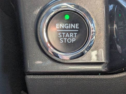 Used 2022 Ford F150 XLT w/ Equipment Group 302A High image 32