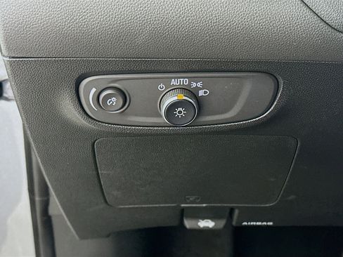 Used 2025 Buick Encore GX Preferred image 17