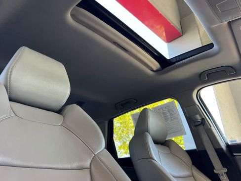 Used 2017 Acura MDX FWD image 19