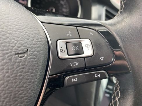 Used 2021 Volkswagen Tiguan SE R-Line image 13