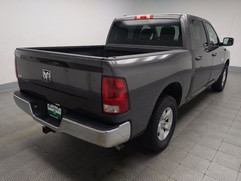Used 2021 RAM 1500 Classic SLT RWD image 9