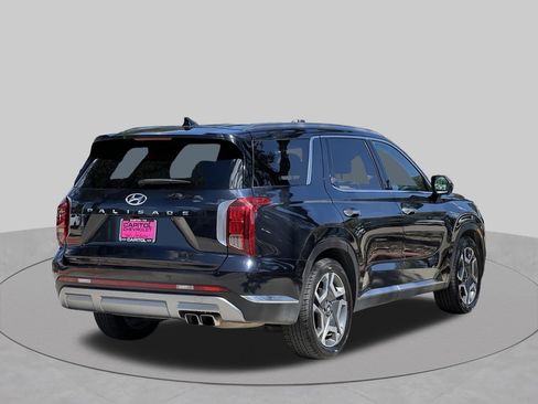 Used 2024 Hyundai Palisade Limited FWD image 5