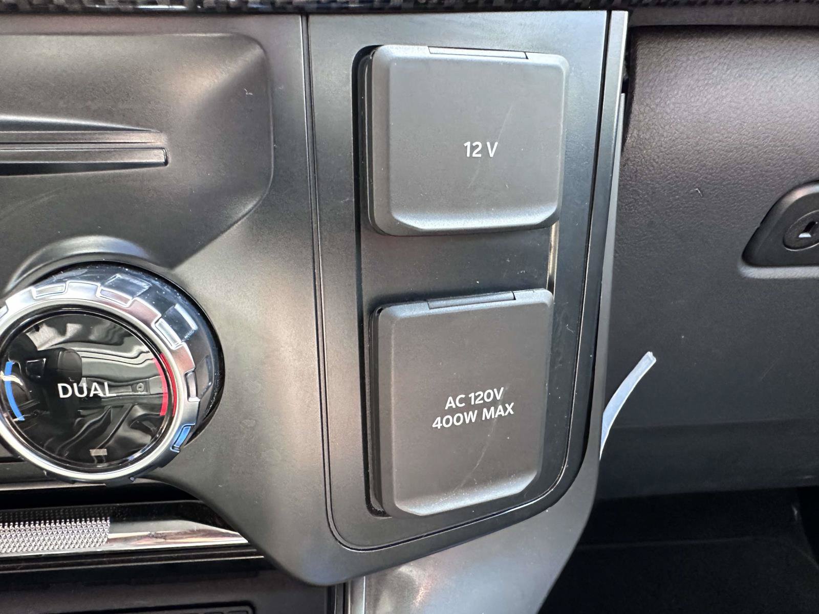 Used 2025 Ford F150 Lariat w/ Equipment Group 502A High AWD/4WD image 27