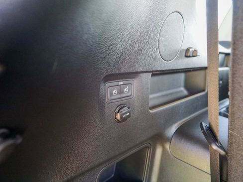 Used 2021 Kia Telluride EX w/ EX Premium Package FWD image 11