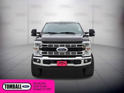 Used 2024 Ford F250 XLT w/ FX4 Off-Road Package image 2