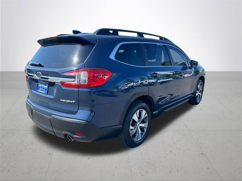 Used 2023 Subaru Ascent Premium w/ Convenience Package AWD/4WD image 7