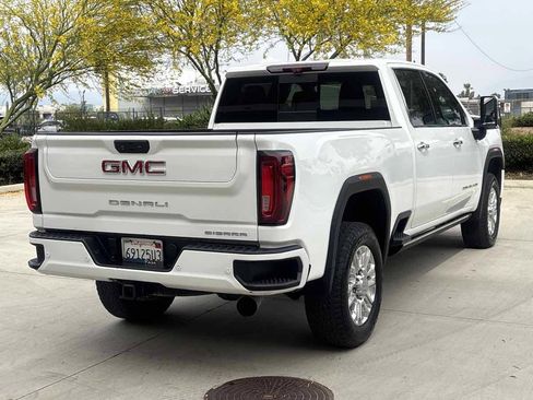 Used 2023 GMC Sierra 3500 Denali w/ Technology Package AWD/4WD image 3
