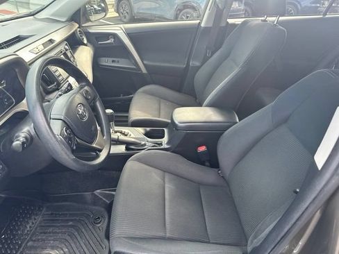 Used 2015 Toyota RAV4 XLE AWD/4WD image 14