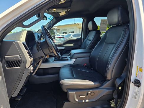 Used 2022 Ford F350 Lariat w/ Lariat Value Package AWD/4WD image 4