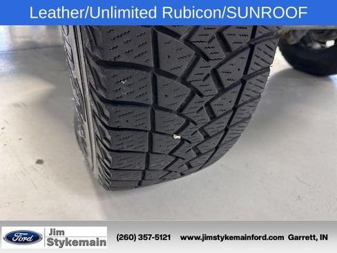 Used 2021 Jeep Wrangler Unlimited Rubicon w/ Uconnect 4C Nav & Sound Group AWD/4WD image 35