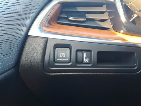 Certified 2023 Cadillac XT5 Premium Luxury image 14