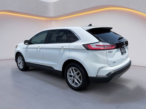 Used 2024 Ford Edge SEL AWD/4WD image 5